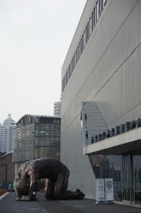 Unspektakulär: Eingang zur PowerstationofArt, Shanghai