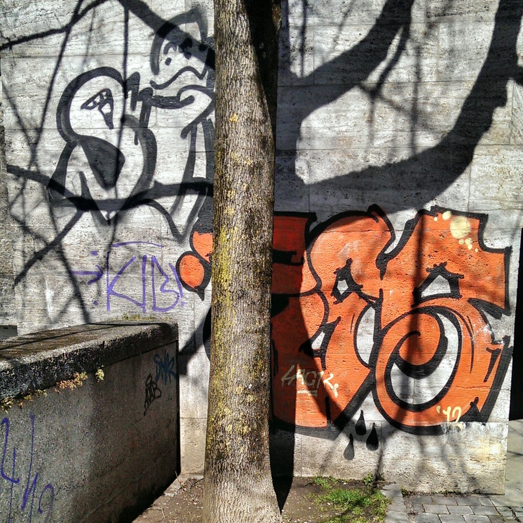 Baum integriert: Graffiti.integriert: Graffiti.