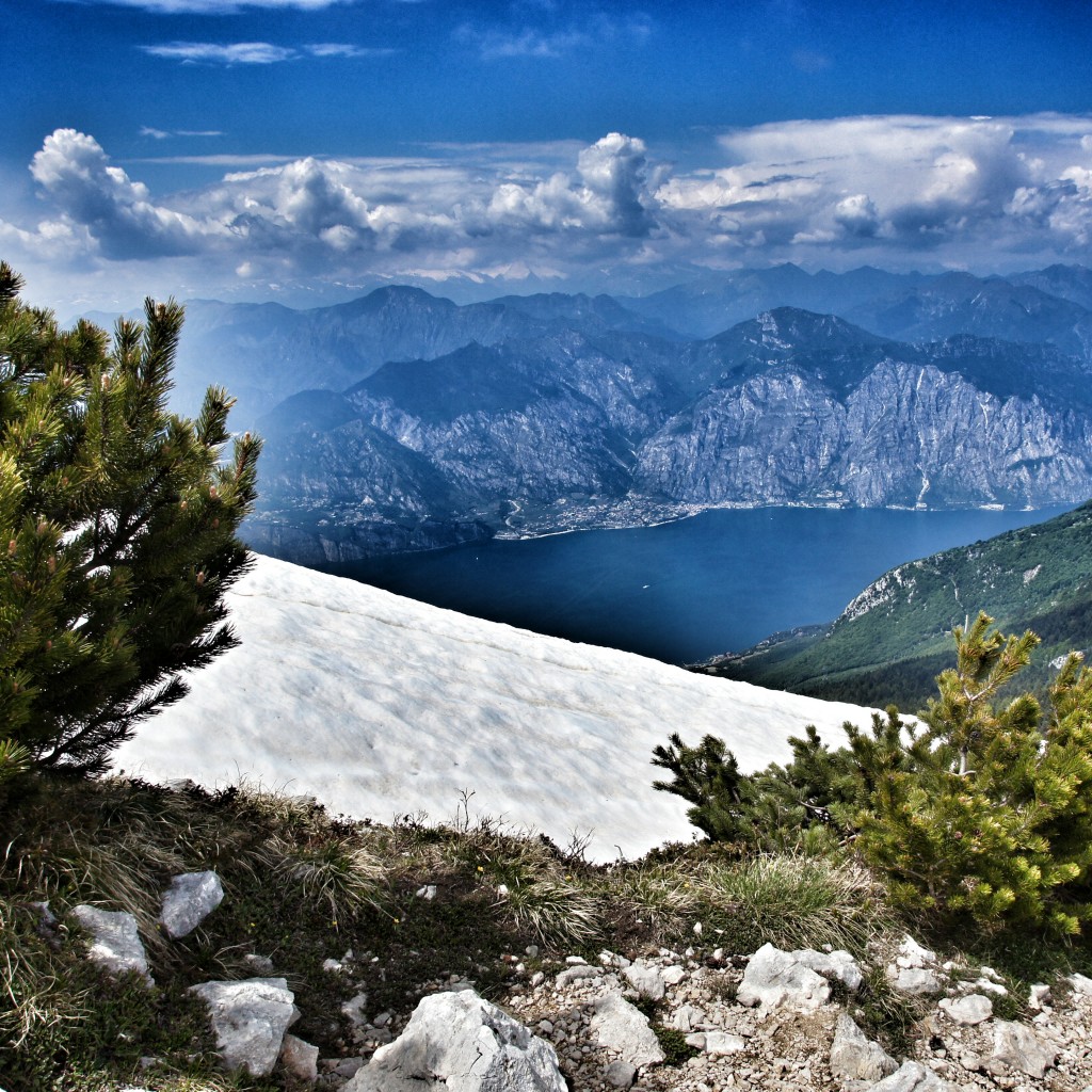 Blick Richtung Limone am gegenüberliegenden Ufer