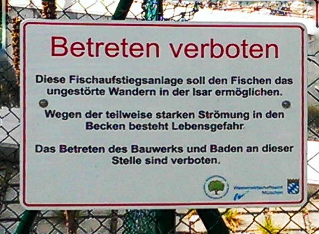 ..."den Fischen das ungestörte Wandern ermöglichen" nun ja, versteht wohl nicht jeder sofort, was das bedeutet...