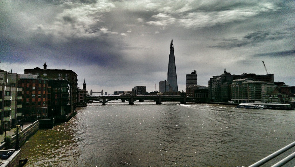 Blick auf The Shard, mit 310m das höchste Gebäude der EU