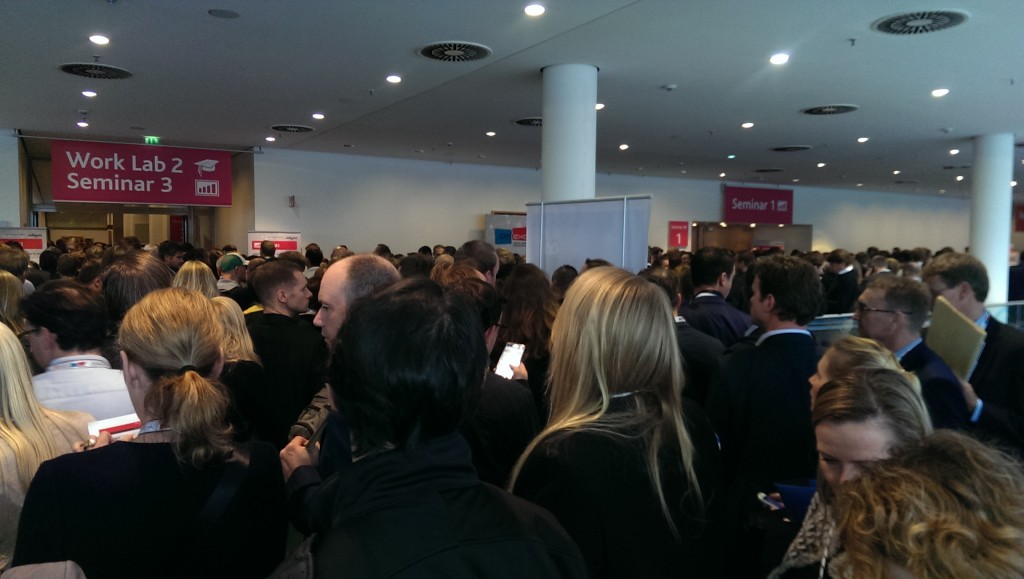 Kein Durchkommen mehr im Congress Center. Die Fachvorträge waren überfüllt, nicht wenige Besucher ungehalten.