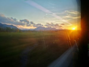 Mit dem Zug im Herbst durchs Chiemgau