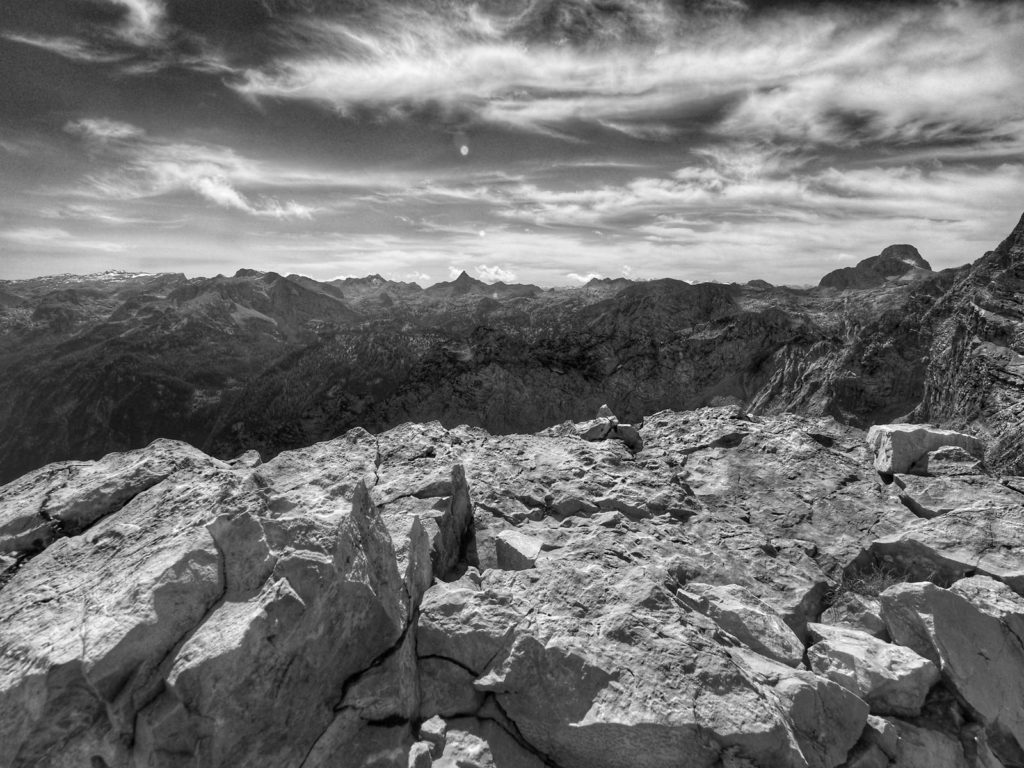 Blick vom Gipfel des dritten Watzmannkindes